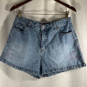 Arizona Jean Company Blue Jean Shorts with Pink Star Embroidery Size 16.5